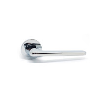 Ручка на круглій розеті GENRICH R27.756 CP