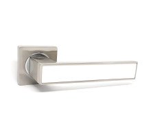 Ручка на розетці KEDR R08.810-AL-SN/CP White (квадратна)