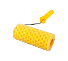 Валик малярський структурний Mastertool Moltopren Decor Горошок 92-6203 з ручкою 180х80мм